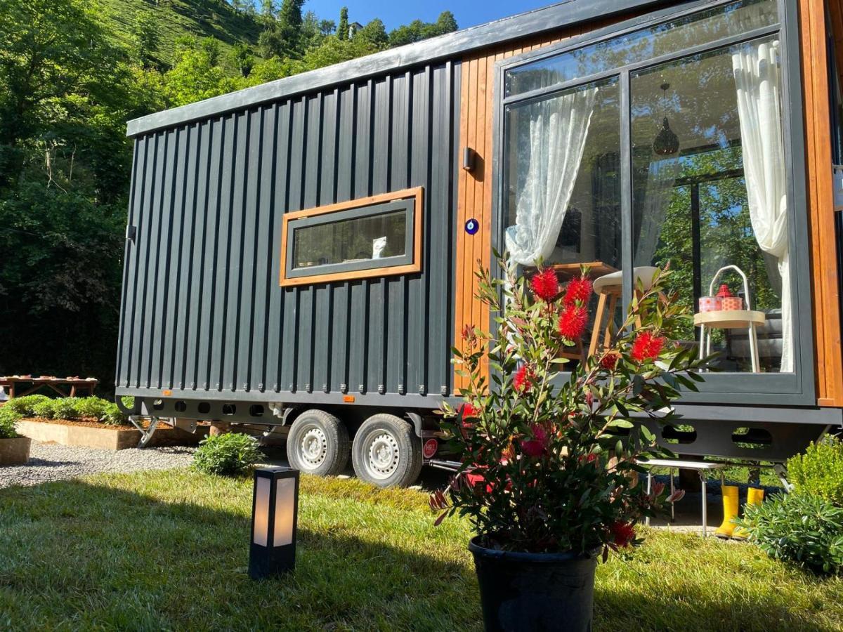Vagona Tiny House Hotel รีเซ ภายนอก รูปภาพ