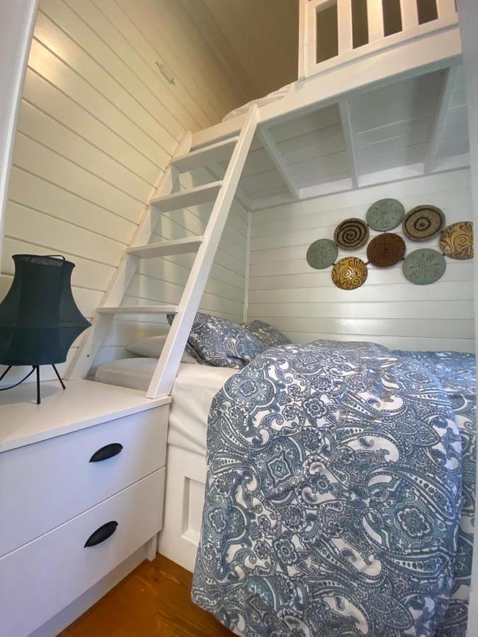 Vagona Tiny House Hotel รีเซ ภายนอก รูปภาพ