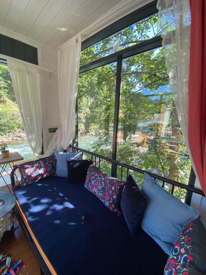 Vagona Tiny House Hotel รีเซ ภายนอก รูปภาพ