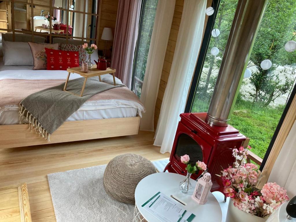 Vagona Tiny House Hotel รีเซ ภายนอก รูปภาพ