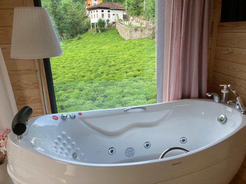 Vagona Tiny House Hotel รีเซ ภายนอก รูปภาพ