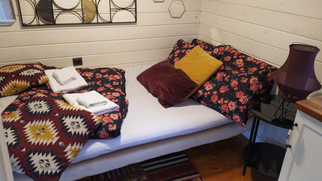 Vagona Tiny House Hotel รีเซ ภายนอก รูปภาพ