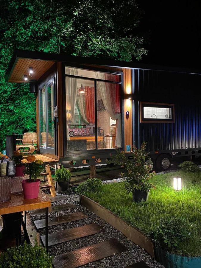 Vagona Tiny House Hotel รีเซ ภายนอก รูปภาพ