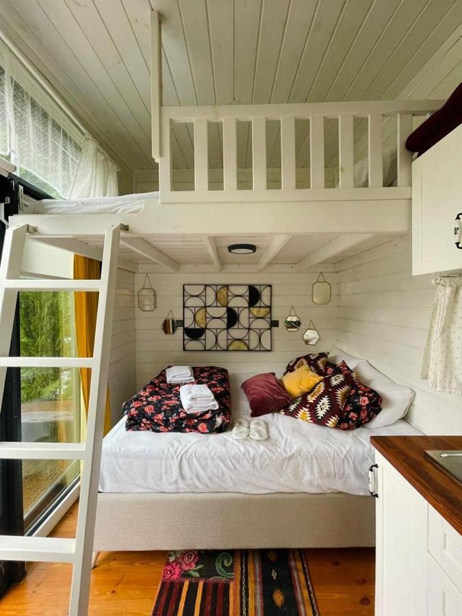 Vagona Tiny House Hotel รีเซ ภายนอก รูปภาพ