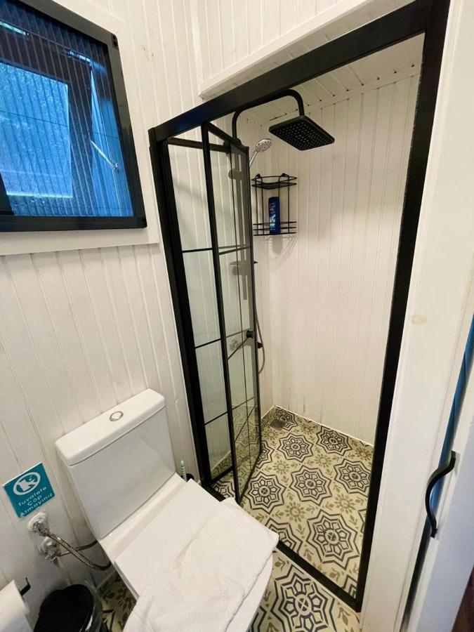 Vagona Tiny House Hotel รีเซ ภายนอก รูปภาพ